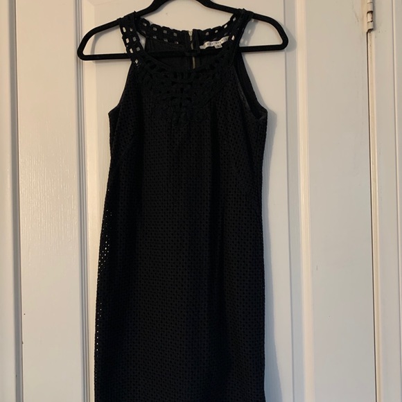 BLACK DRESS - Picture 3 of 3